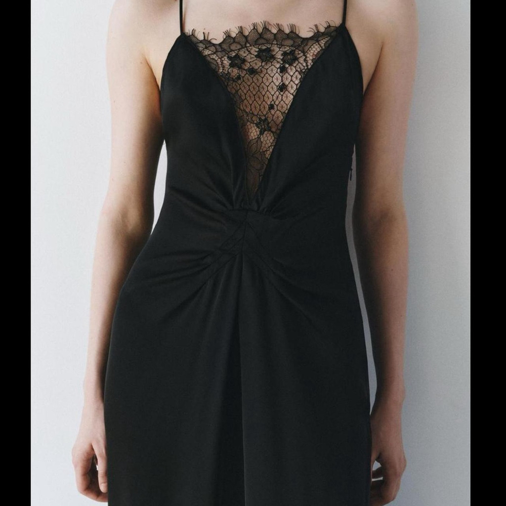 ZARA LONG LACE DRESS - SIZE S - Picture 8 of 8